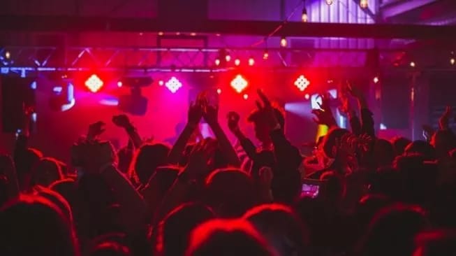 lima night club terbaik di Banjarmasin